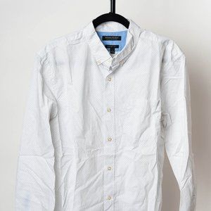Banana Republic Grant Fit Dress / Button Dow Shirt